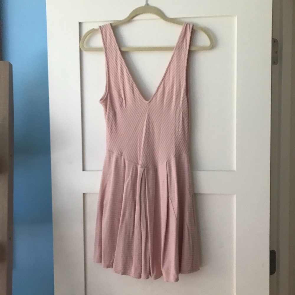 SILENCE + NOISE PINK DRESS NWOT